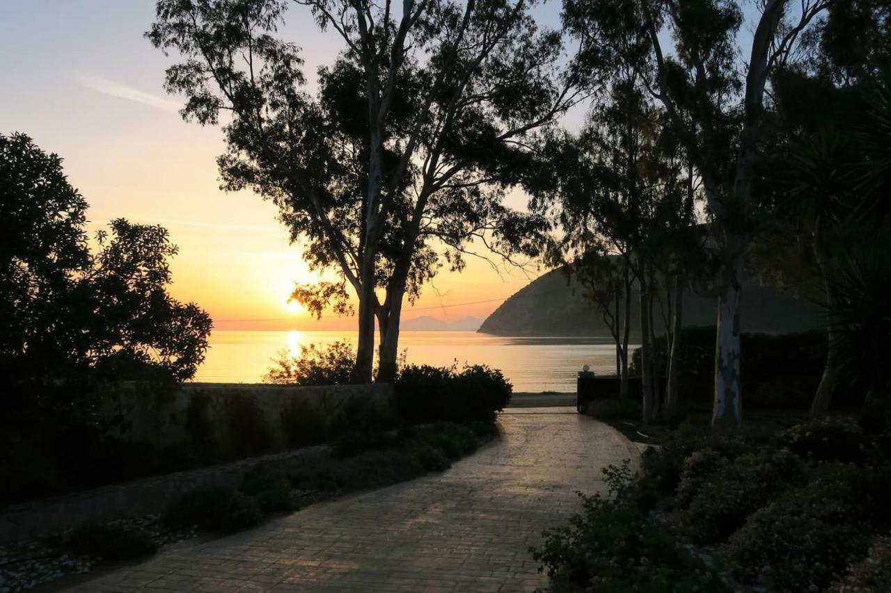 Aeolos A Family Paradise Few Steps From The Beach Kouverta Exteriér fotografie