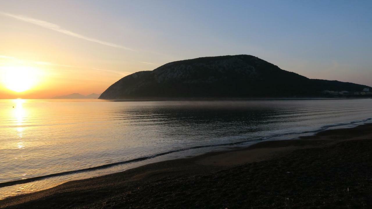 Aeolos A Family Paradise Few Steps From The Beach Kouverta Exteriér fotografie